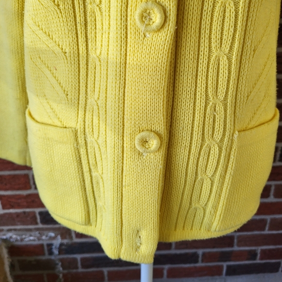 Vintage Yellow Cableknit Patch Pocket Cardigan Acrylic Size Medium - Picture 5 of 8